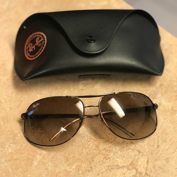 Ray-Ban Accessories - Ray Ban Aviator Unisex Gold Metal Frame Sunglasses